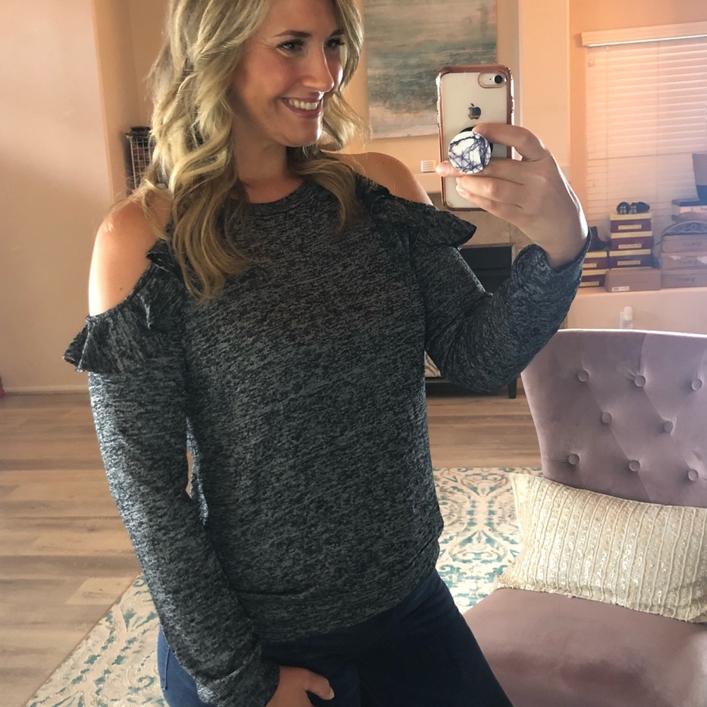 Charcoal cozy cold shoulder top - Picture 5 of 7
